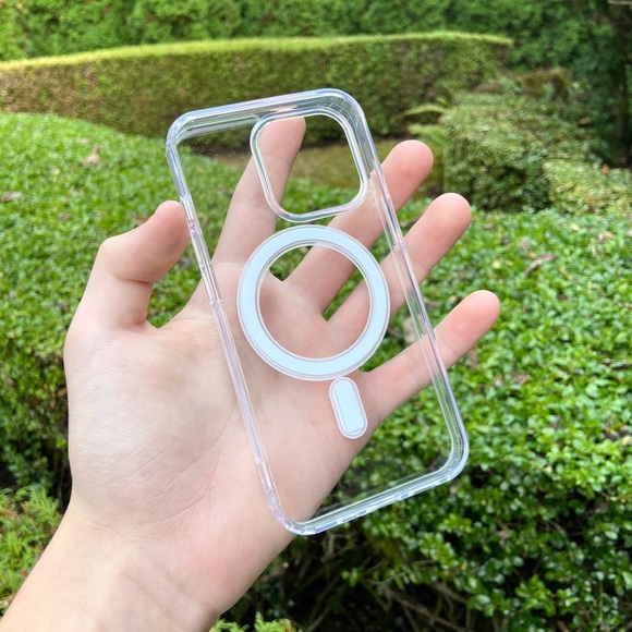iPhone 13 Pro Clear Magsafe Case - Picture 2 of 2